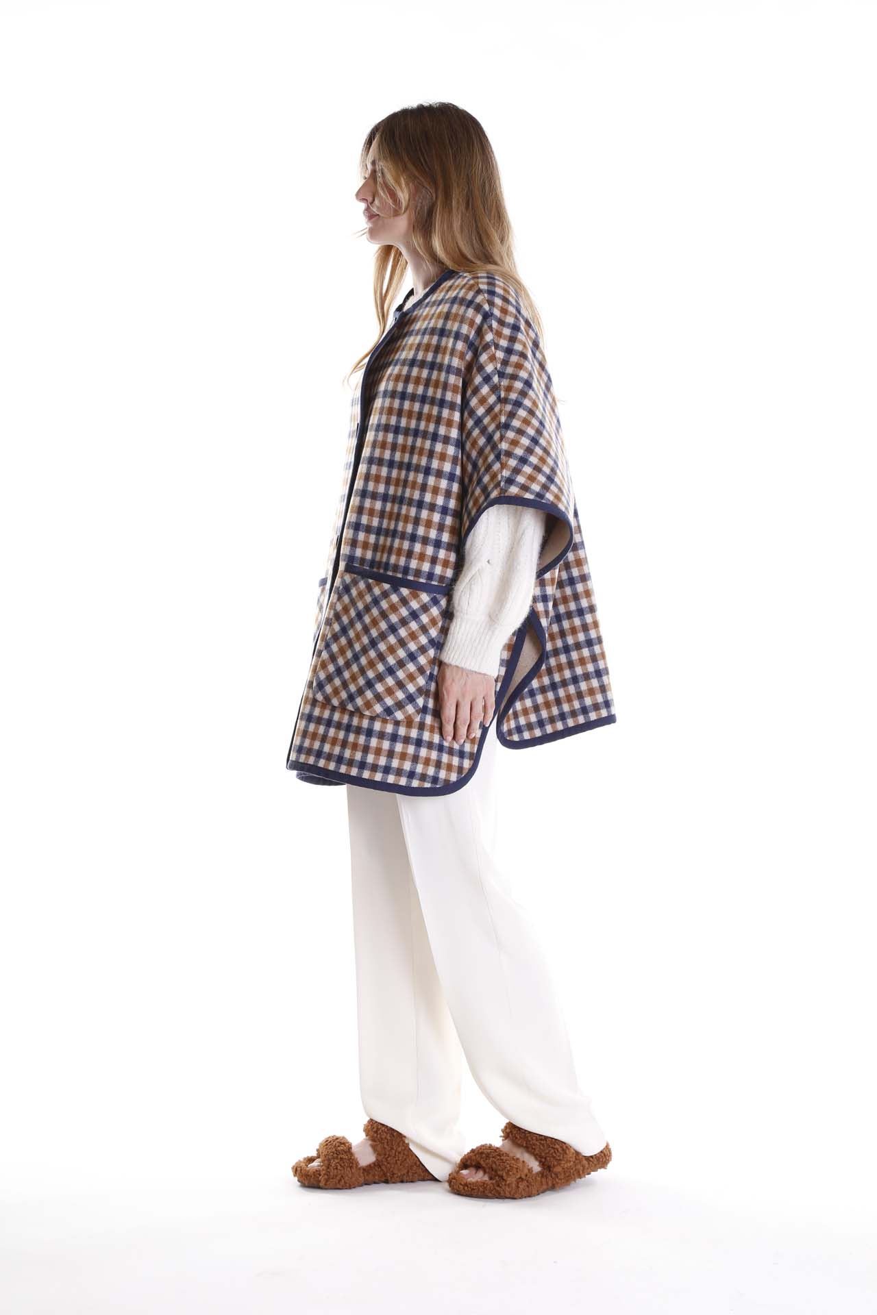 Weekend Max Mara, Mantella